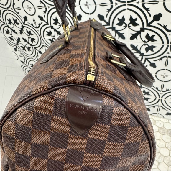 Speedy 30 Damier Ebene USED and in EUC Comes With Dust Bag - Picture 7 of 16